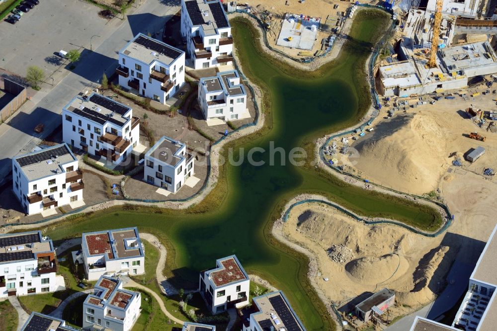 Luftbild Berlin - Baustelle Neubau Wohnanlage Fünf Morgen Dahlem Urban Village der STOFANEL Gruppe in Berlin - Dahlem