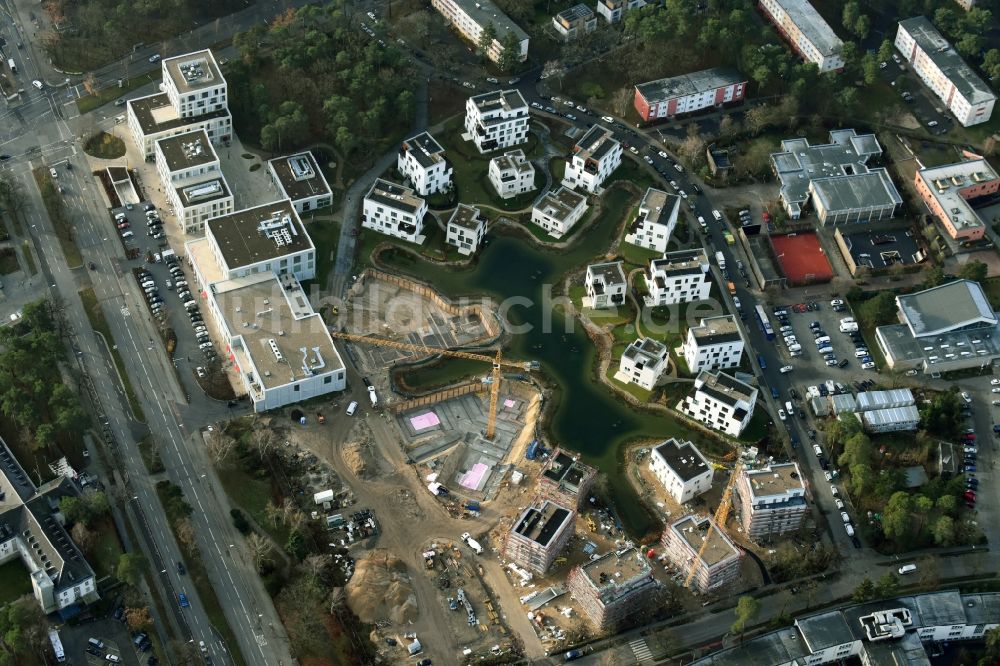 Berlin aus der Vogelperspektive: Baustelle Neubau Wohnanlage Fünf Morgen Dahlem Urban Village der STOFANEL Gruppe in Berlin - Dahlem