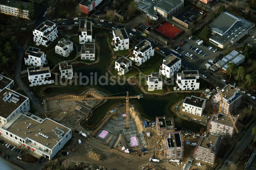 Berlin von oben - Baustelle Neubau Wohnanlage Fünf Morgen Dahlem Urban Village der STOFANEL Gruppe in Berlin - Dahlem