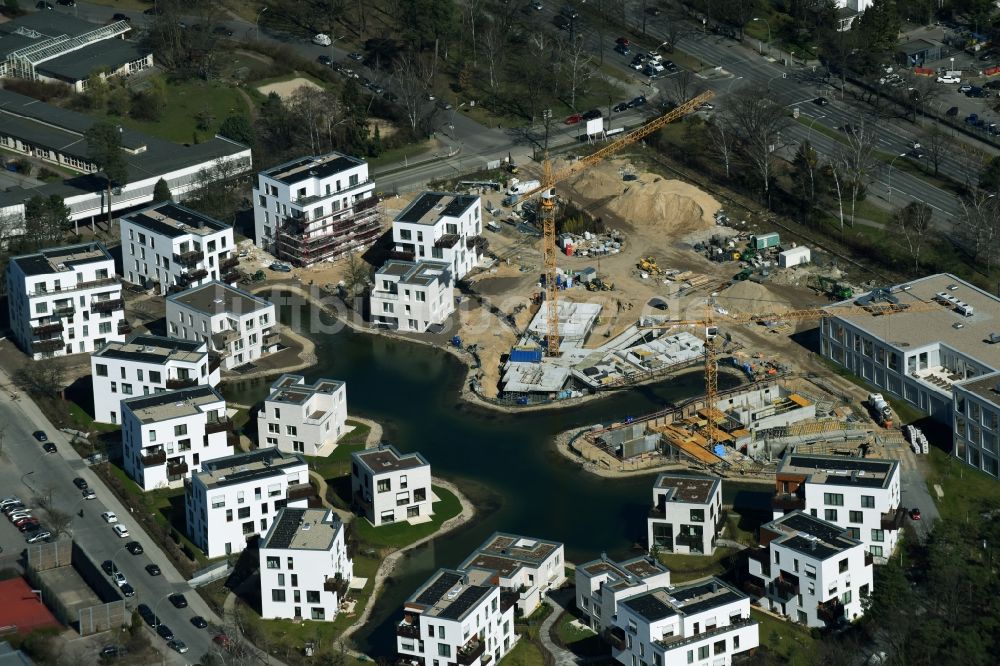 Berlin von oben - Baustelle Neubau Wohnanlage Fünf Morgen Dahlem Urban Village der STOFANEL Gruppe in Berlin - Dahlem