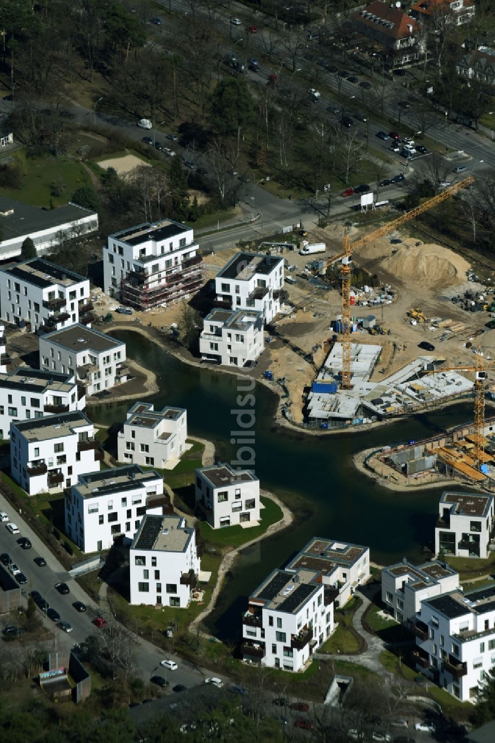 Berlin aus der Vogelperspektive: Baustelle Neubau Wohnanlage Fünf Morgen Dahlem Urban Village der STOFANEL Gruppe in Berlin - Dahlem