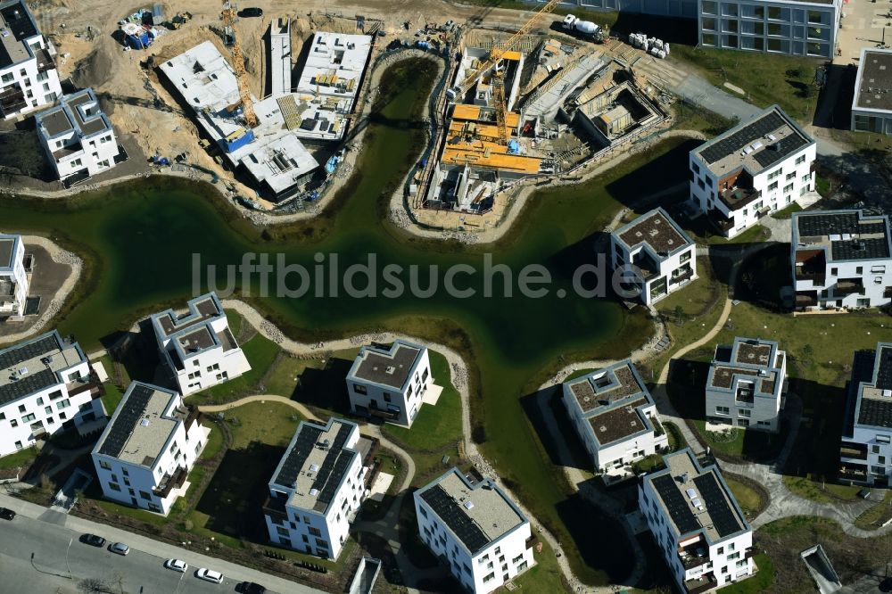 Luftbild Berlin - Baustelle Neubau Wohnanlage Fünf Morgen Dahlem Urban Village der STOFANEL Gruppe in Berlin - Dahlem