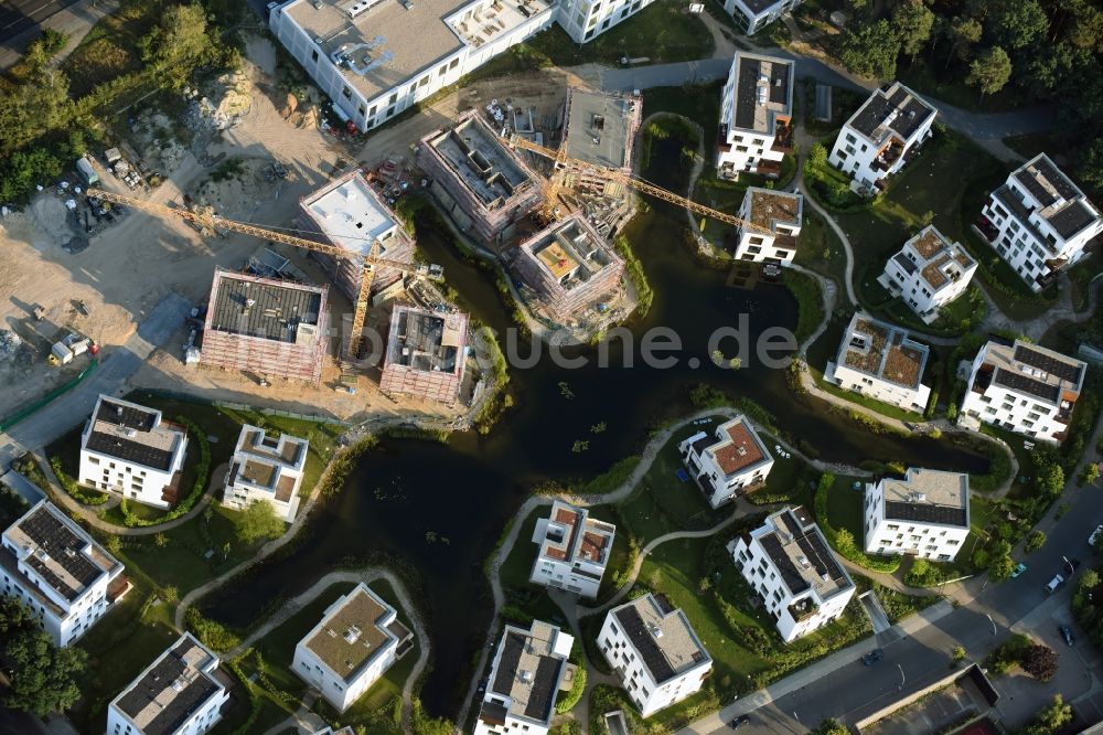 Berlin von oben - Baustelle Neubau Wohnanlage Fünf Morgen Dahlem Urban Village der STOFANEL Gruppe in Berlin - Dahlem