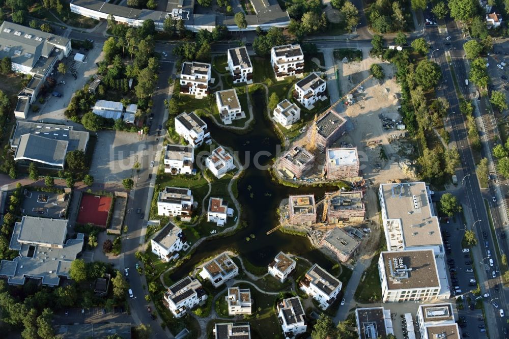 Luftaufnahme Berlin - Baustelle Neubau Wohnanlage Fünf Morgen Dahlem Urban Village der STOFANEL Gruppe in Berlin - Dahlem