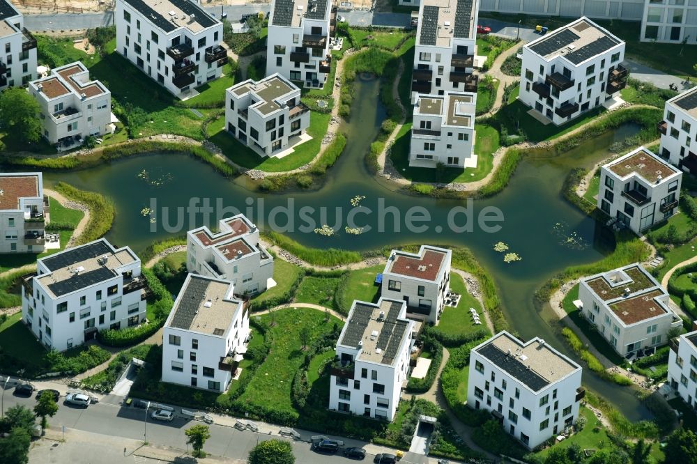 Berlin von oben - Baustelle Neubau Wohnanlage Fünf Morgen Dahlem Urban Village der STOFANEL Gruppe in Berlin - Dahlem