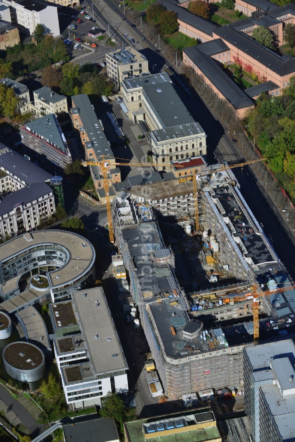 Leipzig aus der Vogelperspektive: Baustelle des Neubauprojekt LKG Carré in Leipzig im Bundesland Sachsen