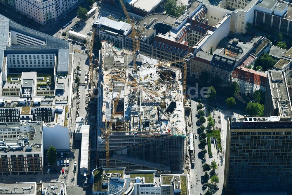 Berlin aus der Vogelperspektive: Baustelle des Neubaus Axel Springer Campus an der Krausenstraße - Schützenstraße in Berlin