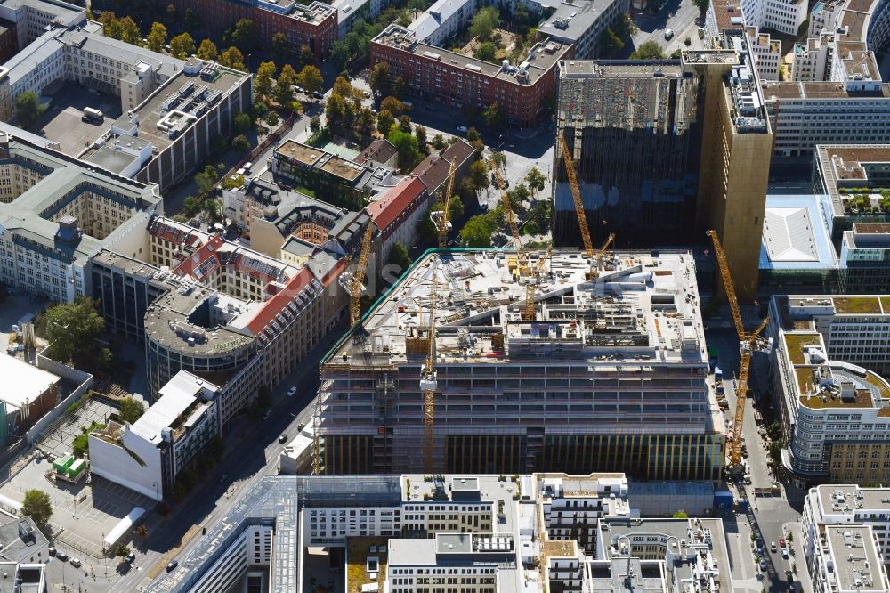 Luftbild Berlin - Baustelle des Neubaus Axel Springer Campus an der Krausenstraße - Schützenstraße in Berlin