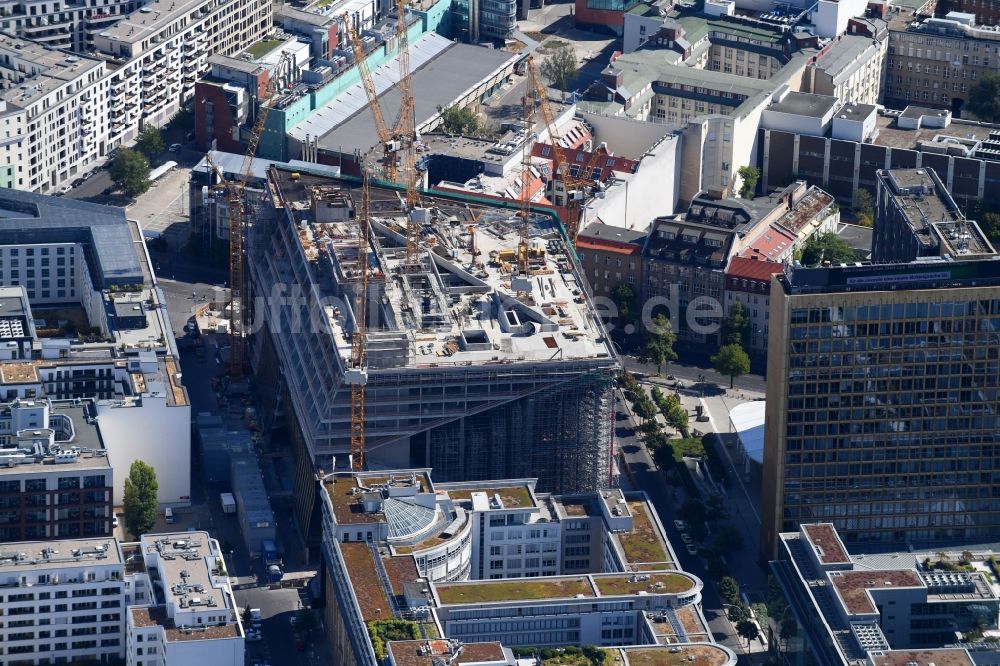 Berlin aus der Vogelperspektive: Baustelle des Neubaus Axel Springer Campus an der Krausenstraße - Schützenstraße in Berlin