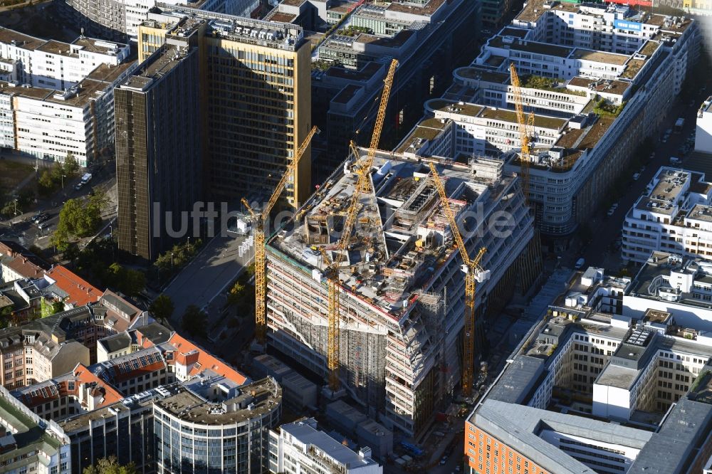 Berlin von oben - Baustelle des Neubaus Axel Springer Campus an der Krausenstraße - Schützenstraße in Berlin