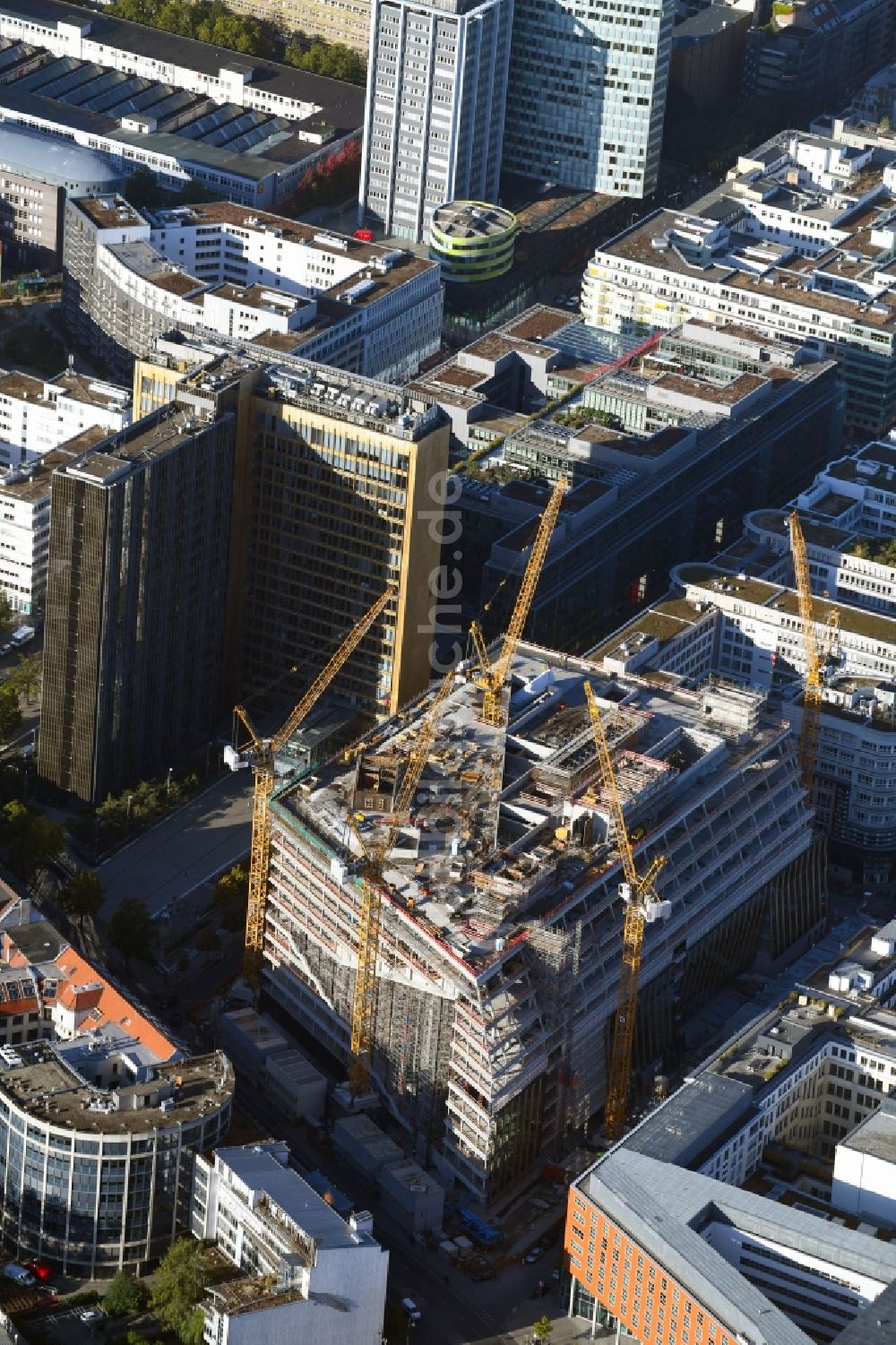 Luftbild Berlin - Baustelle des Neubaus Axel Springer Campus an der Krausenstraße - Schützenstraße in Berlin