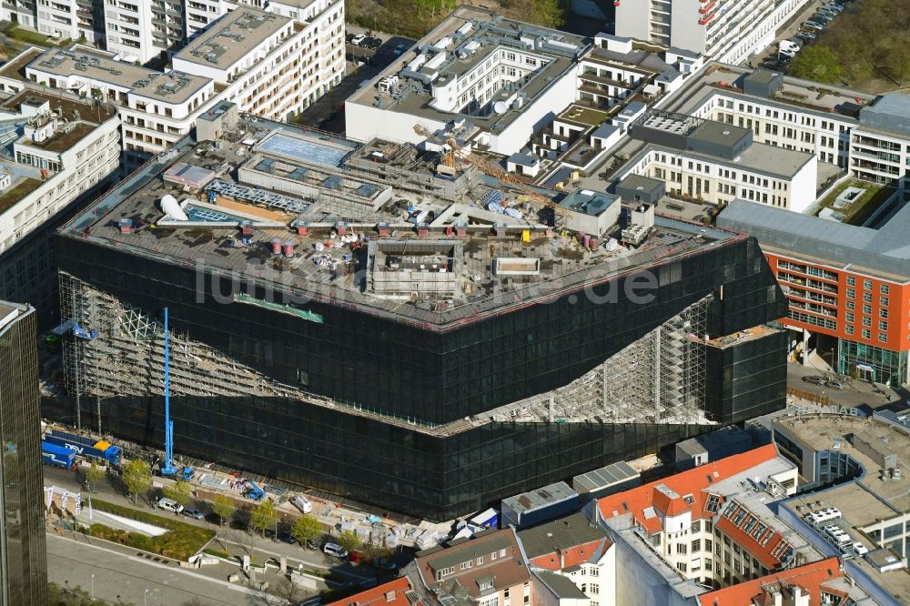 Berlin aus der Vogelperspektive: Baustelle des Neubaus Axel Springer Campus an der Krausenstraße - Schützenstraße in Berlin