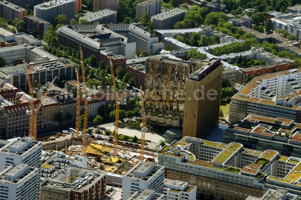 Luftbild Berlin - Baustelle des Neubaus Axel Springer Campus - OMA an der Krausenstraße - Schützenstraße in Berlin