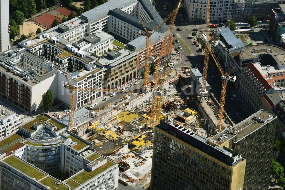 Berlin von oben - Baustelle des Neubaus Axel Springer Campus - OMA an der Krausenstraße - Schützenstraße in Berlin