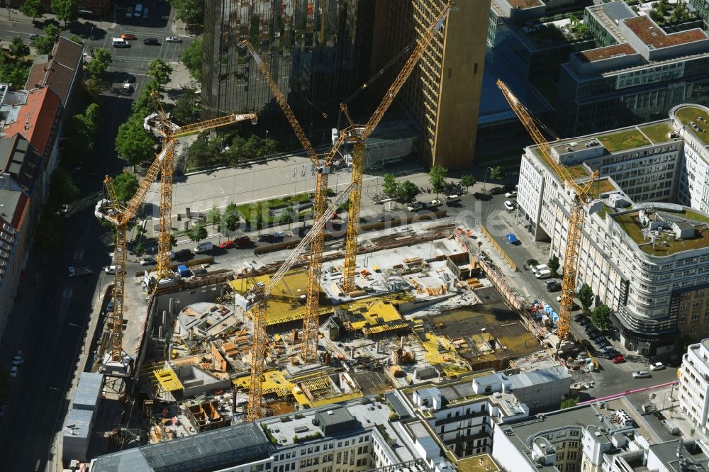 Luftbild Berlin - Baustelle des Neubaus Axel Springer Campus - OMA an der Krausenstraße - Schützenstraße in Berlin