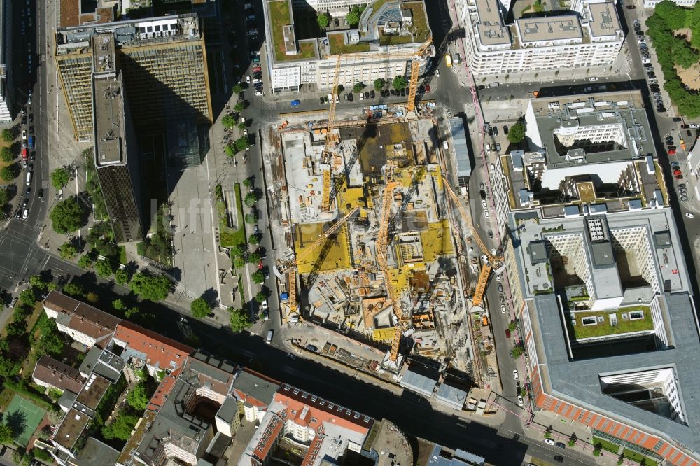 Berlin von oben - Baustelle des Neubaus Axel Springer Campus - OMA an der Krausenstraße - Schützenstraße in Berlin