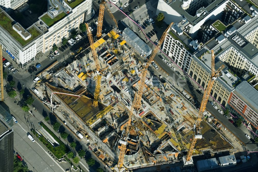 Luftbild Berlin - Baustelle des Neubaus Axel Springer Campus - OMA an der Krausenstraße - Schützenstraße in Berlin