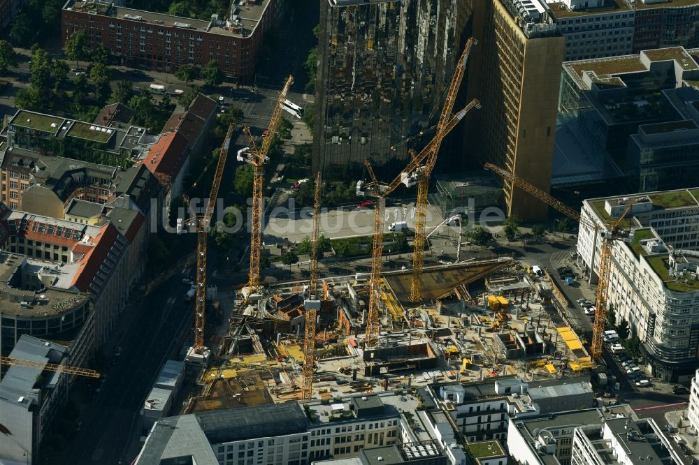 Berlin von oben - Baustelle des Neubaus Axel Springer Campus - OMA an der Krausenstraße - Schützenstraße in Berlin