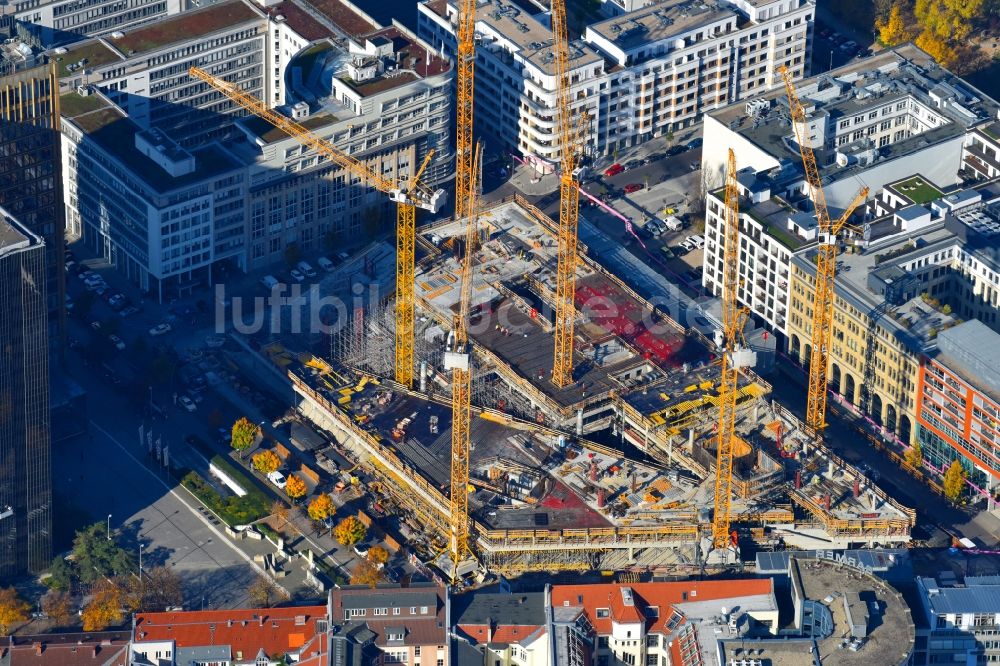 Berlin von oben - Baustelle des Neubaus Axel Springer Campus - OMA an der Krausenstraße - Schützenstraße in Berlin