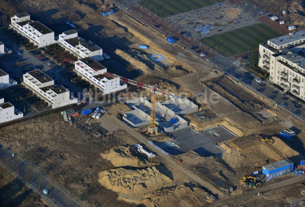 Berlin aus der Vogelperspektive: Baustelle für neue Eigentumshäuser in der Truman-Allee in Berlin-Steglitz