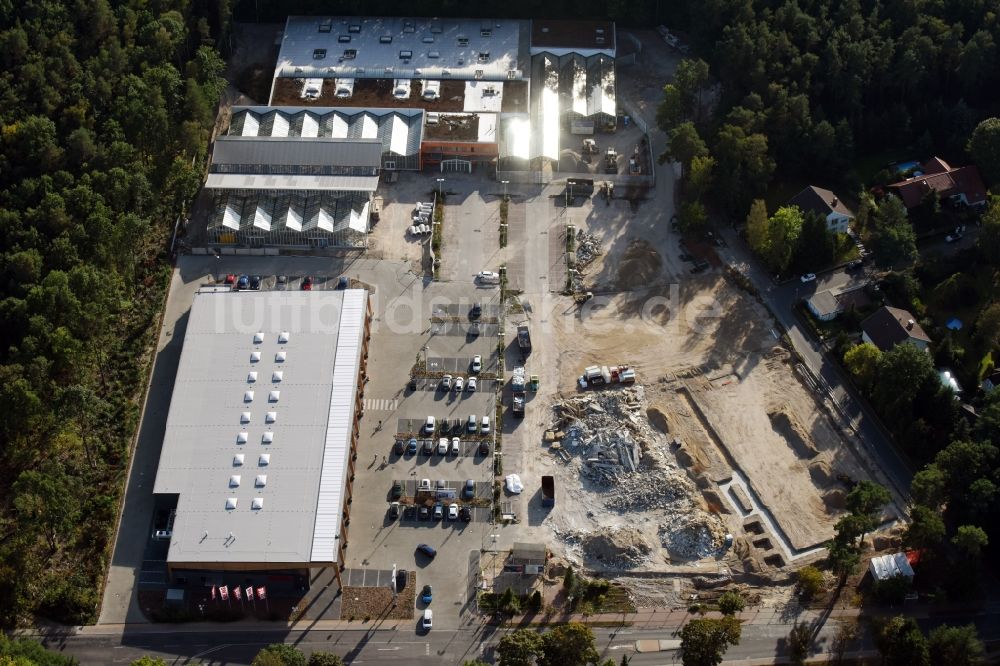 Hohen Neuendorf von oben - Baustelle eines neuen Einkaufszentrums und Supermarkt- Filiale von REWE in Hohen Neuendorf im Bundesland Brandenburg