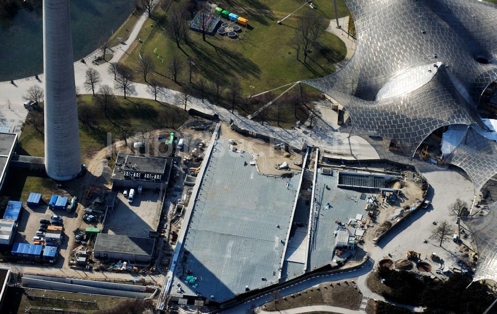 Luftbild München - Baustelle der neuen Kleinen Olympiahalle in München