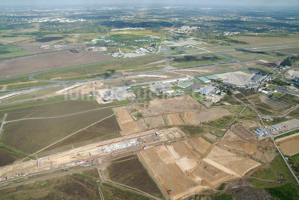 Luftaufnahme Schönefeld - Baustelle des neuen Terminals am Flughafen Schönefeld (BBI)