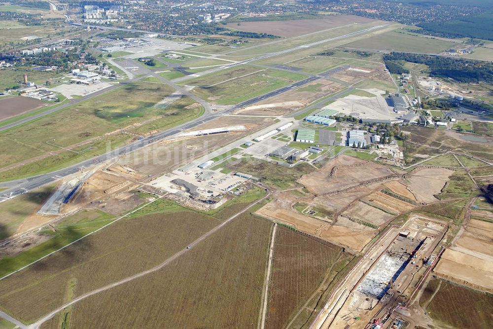 Luftbild Schönefeld - Baustelle des neuen Terminals am Flughafen Schönefeld (BBI)