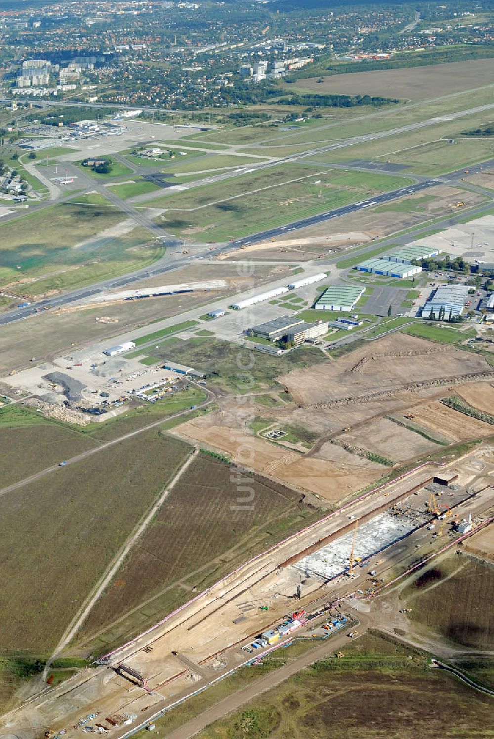 Luftbild Schönefeld - Baustelle des neuen Terminals am Flughafen Schönefeld (BBI)