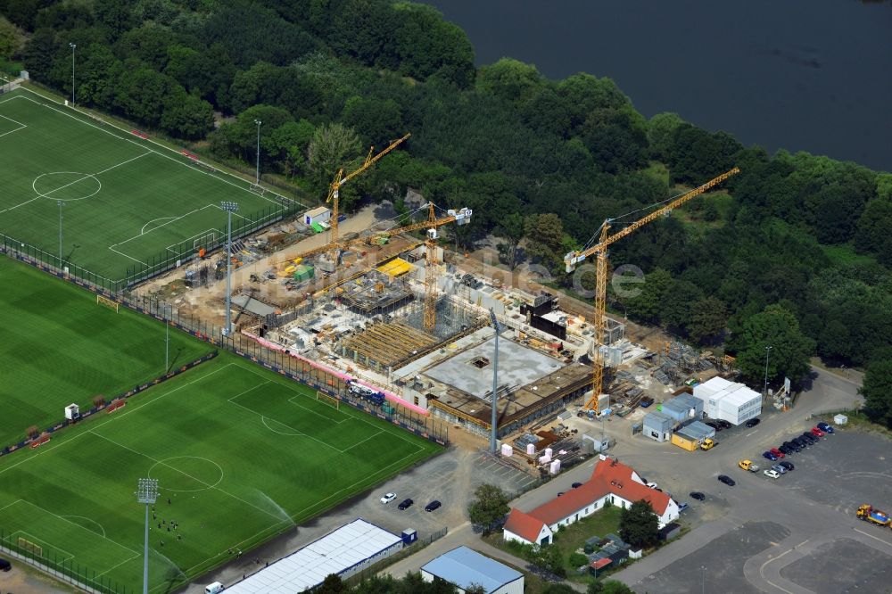 Leipzig von oben - Baustelle des neuen Trainingszentrums des RB Leipzig im Bundesland Sachsen.