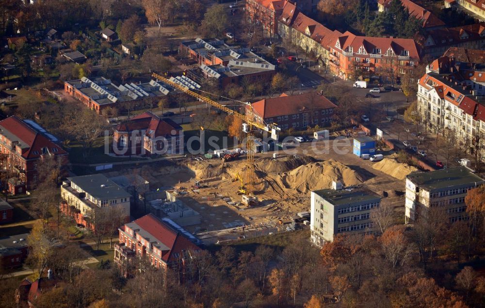 Berlin OT Britz aus der Vogelperspektive: Baustelle einer neuen Wohnanlage in Berlin im Bezirk Neukölln im Ortsteil Britz