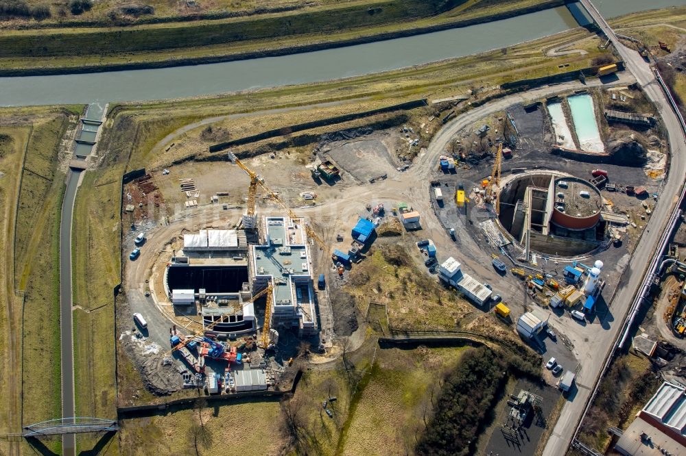 Luftaufnahme Bottrop - Baustelle für eine neues Pumpwerk der Emschergenossenschaft in Bottrop im Bundesland Nordrhein-Westfalen