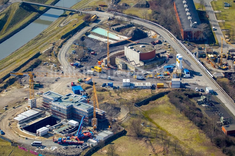 Bottrop von oben - Baustelle für eine neues Pumpwerk der Emschergenossenschaft in Bottrop im Bundesland Nordrhein-Westfalen