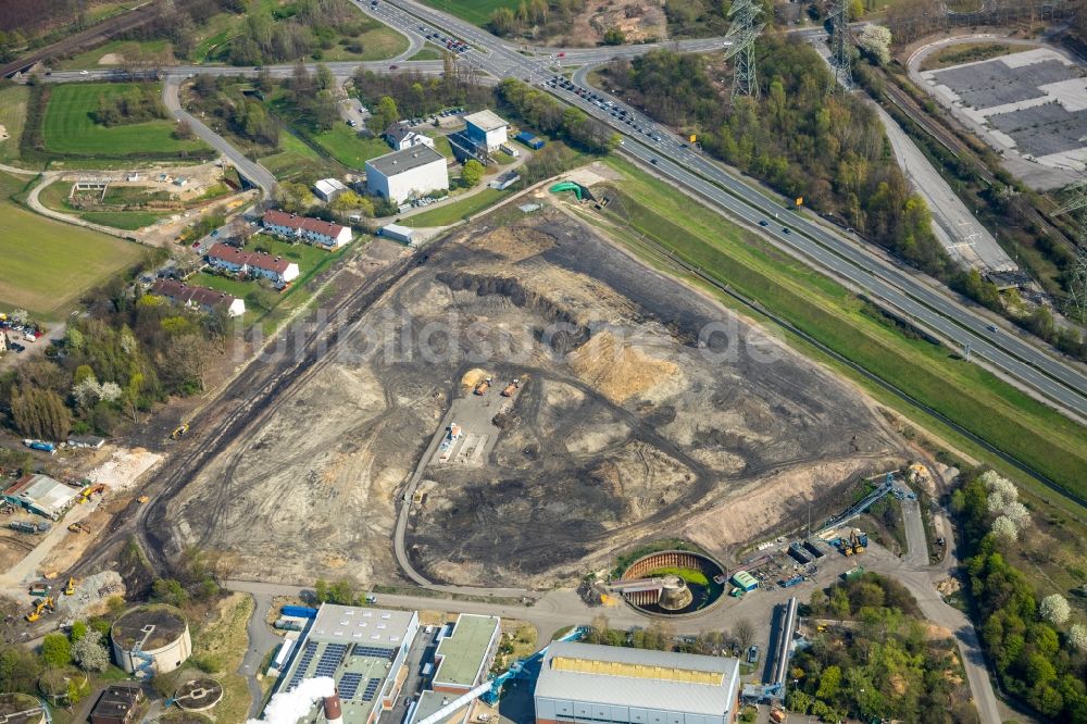 Bottrop von oben - Baustelle für eine neues Pumpwerk der Emschergenossenschaft in Bottrop im Bundesland Nordrhein-Westfalen