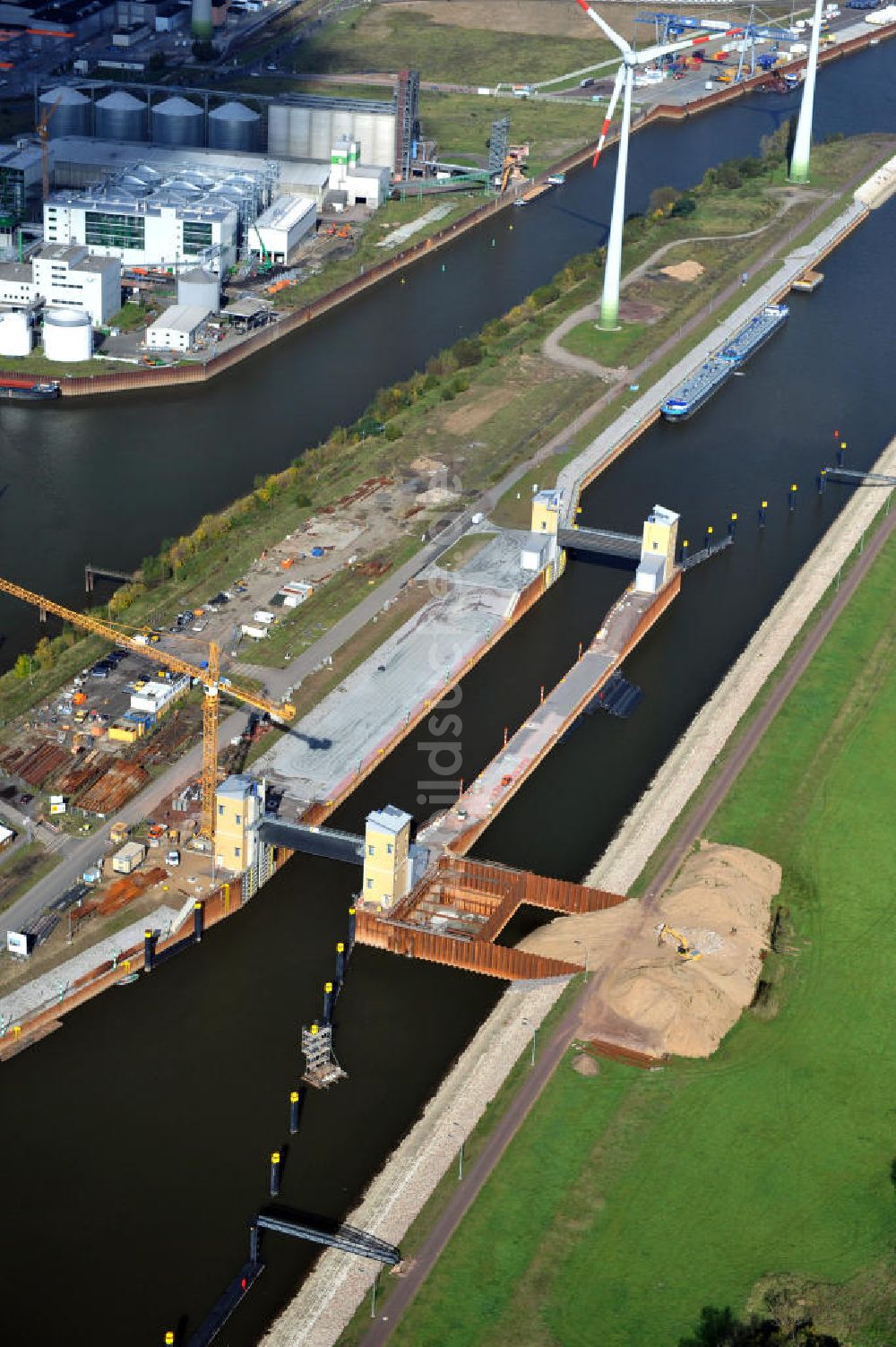 Magdeburg von oben - Baustelle Niedrigwasserschleuse Magdeburg im Rothenseer Verbindungskanal