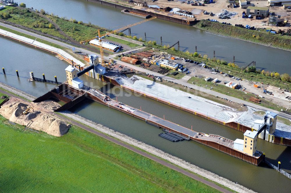 Luftaufnahme Magdeburg - Baustelle Niedrigwasserschleuse Magdeburg im Rothenseer Verbindungskanal