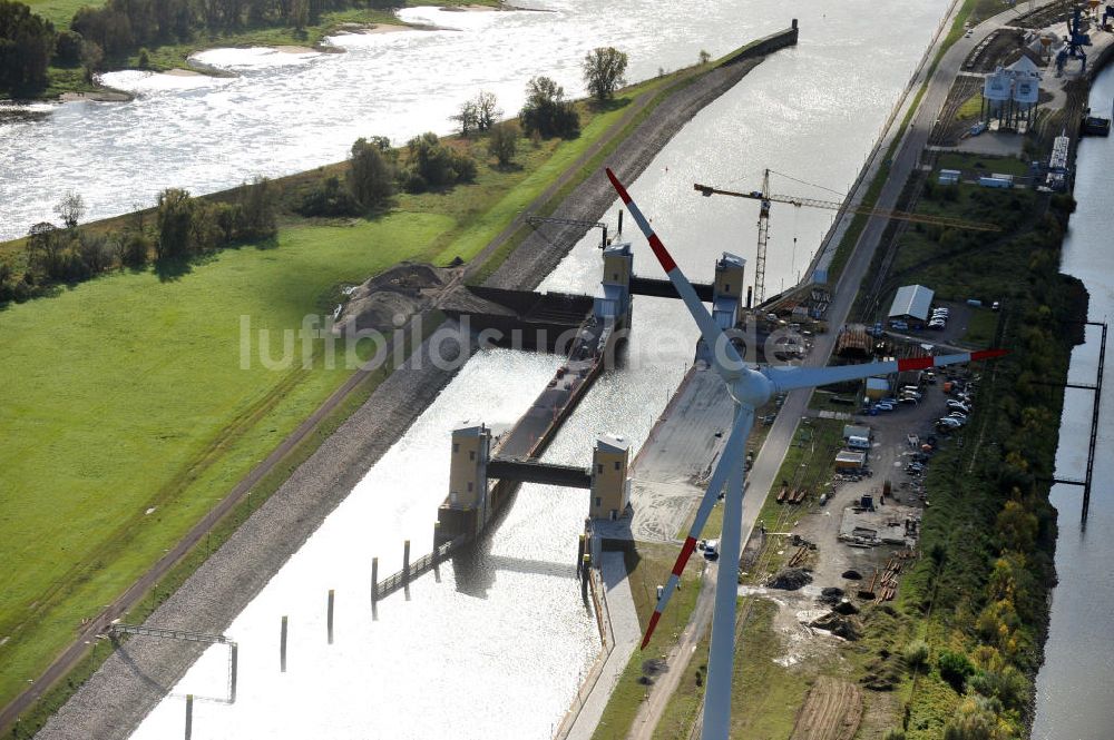 Magdeburg aus der Vogelperspektive: Baustelle Niedrigwasserschleuse Magdeburg im Rothenseer Verbindungskanal