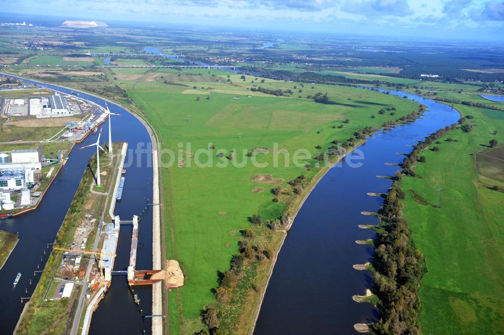 Magdeburg von oben - Baustelle Niedrigwasserschleuse Magdeburg im Rothenseer Verbindungskanal