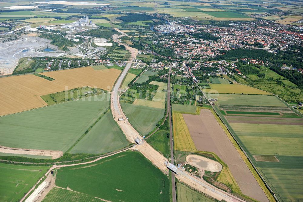 Bernburg aus der Vogelperspektive: Baustelle Ortsumgehung B 6n und BA 14 Bernburg in Sachsen-Anhalt