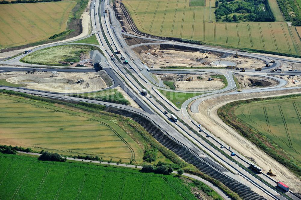 Bernburg aus der Vogelperspektive: Baustelle Ortsumgehung B 6n und BA 14 Bernburg in Sachsen-Anhalt