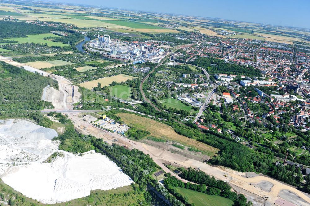 Bernburg von oben - Baustelle Ortsumgehung B 6n und BA 14 Bernburg in Sachsen-Anhalt