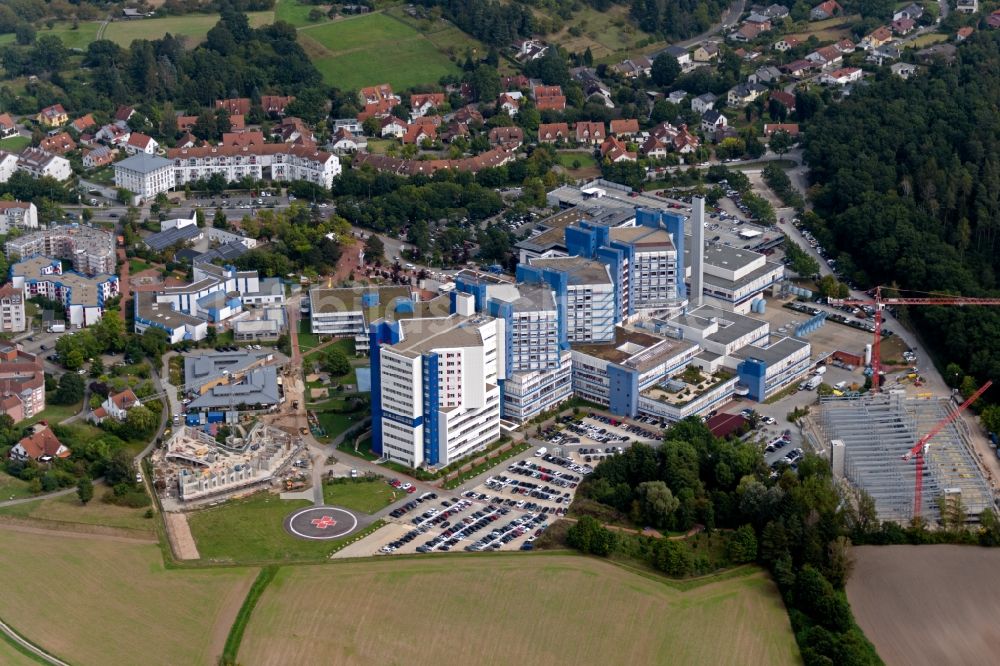 Bamberg von oben - Baustelle für ein Parkhaus auf dem Klinikgelände des Krankenhauses des Klinikum Bamberg an der Buger Straße in Bamberg im Bundesland Bayern, Deutschland