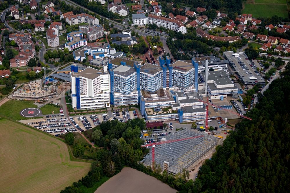 Bamberg aus der Vogelperspektive: Baustelle für ein Parkhaus auf dem Klinikgelände des Krankenhauses des Klinikum Bamberg an der Buger Straße in Bamberg im Bundesland Bayern, Deutschland