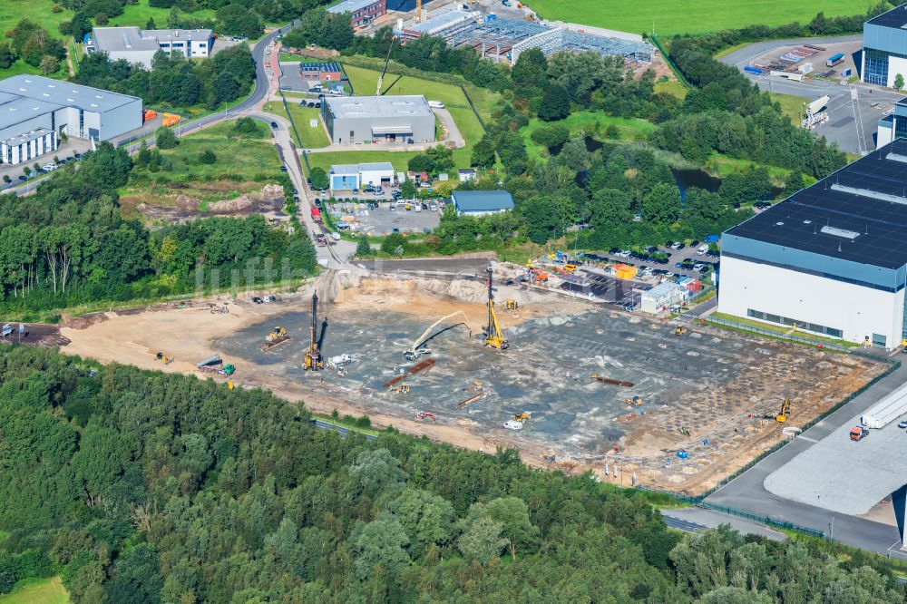 Stade von oben - Baustelle mit Pfahlgründung auf dem Airbus Werksgelände zum Neubau einer Logistikhalle in Stade im Bundesland Niedersachsen, Deutschland