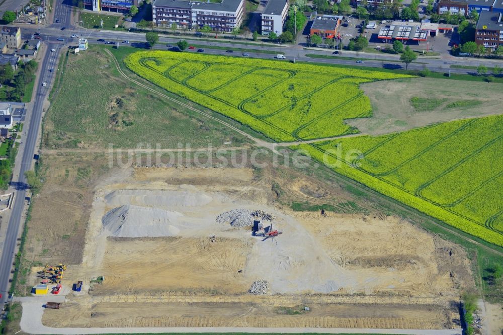 Luftbild Berlin - Baustelle an der Pilgramer Straße im Stadtteil Mahlsdorf im Bezirk Marzahn-Hellersdorf in Berlin