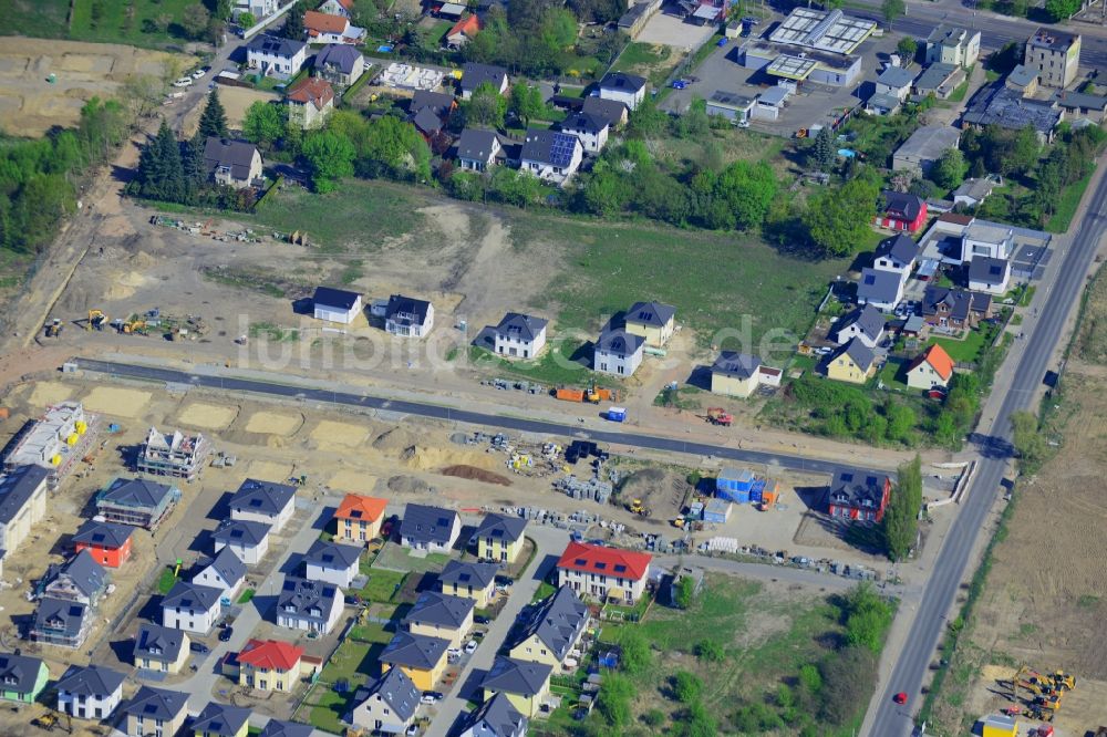 Berlin aus der Vogelperspektive: Baustelle an der Pilgramer Straße im Stadtteil Mahlsdorf im Bezirk Marzahn-Hellersdorf in Berlin