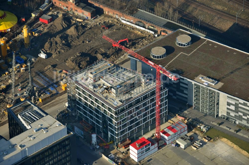 Berlin von oben - Baustelle am Postbahnhof in der Marianne-von-Rantzau-Straße