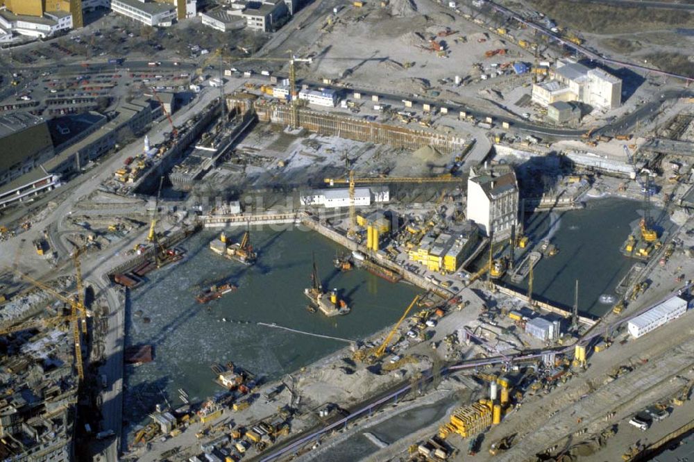 Luftbild Berlin - Baustelle Potsdamer Platz in Berlin-Mitte. 1995