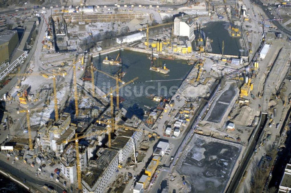 Berlin von oben - Baustelle Potsdamer Platz in Berlin-Mitte. 1995