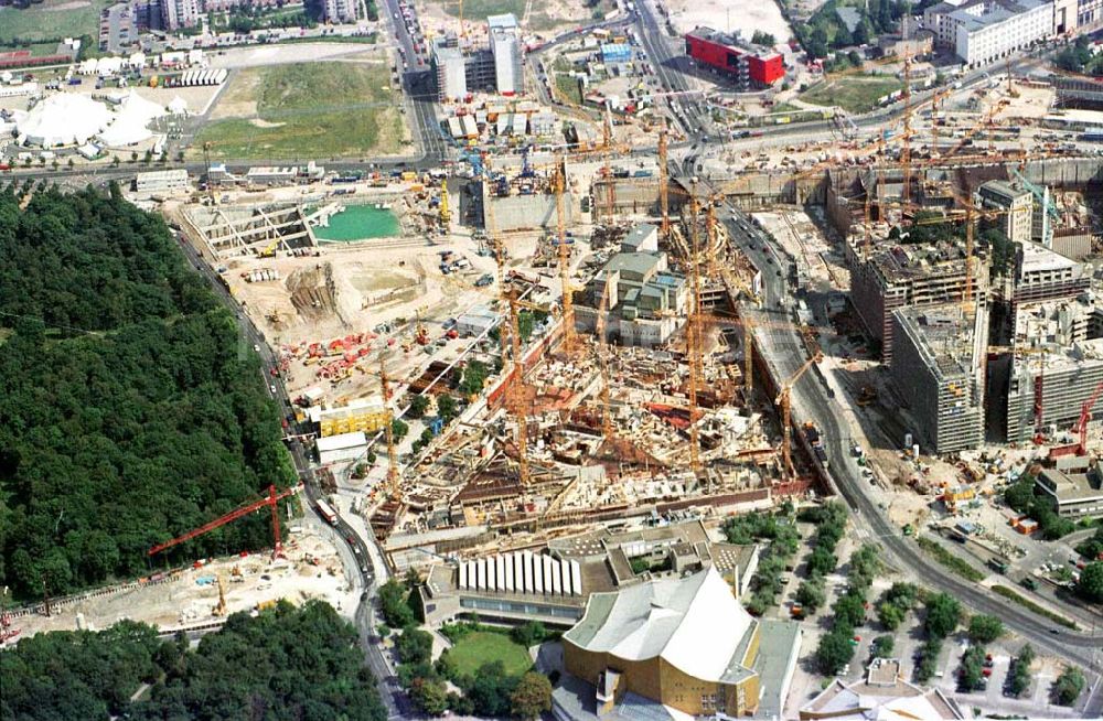 Berlin - Tiergarten von oben - Baustelle Potsdamer Platz - Projekt der SONY Berlin GmbH